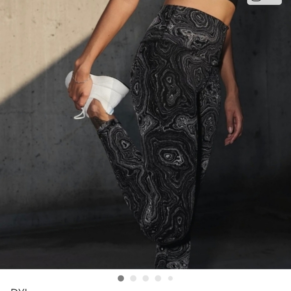 DYI Bionic Edge Leggings